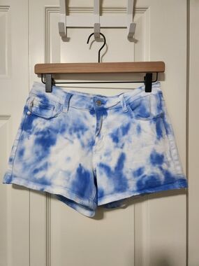 Judy Blue Blue & White Tie-Dye Denim Shorts Fourth Of July Summer Beach America
